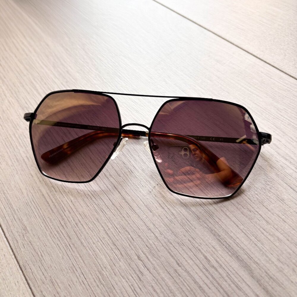 Oscar de la Renta Sunglasses brown lenses vintage black wire frame